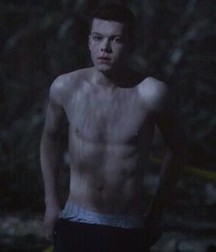 Hot Idols: Cameron Monaghan 5dc64edd793cf.jpg