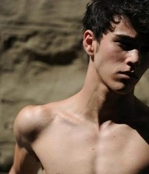 Hot Idols: Max Schneider 5dc66b9460b82.jpg