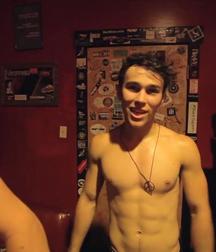 Hot Idols: Max Schneider 5dc66ba39d50a.jpg