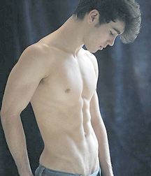 Hot Idols: Max Schneider 5dc66bc4aec17.jpg