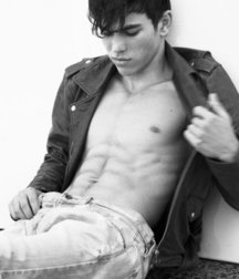 Hot Idols: Max Schneider 5dc66bc7ba6a6.jpg