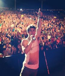 Hot Idols: Max Schneider 5dc66bf97439f.jpg