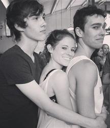 Hot Idols: Max Schneider 5dc66c02b1b1e.jpg