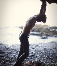 Hot Idols: Booboo Stewart 5dca01b08d5a3.jpg