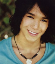 Hot Idols: Booboo Stewart 5dca01bdd8512.jpg