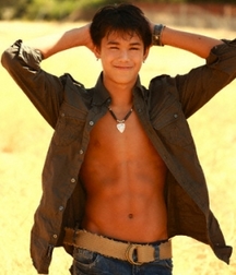 Hot Idols: Booboo Stewart 5dca01ce26894.jpg