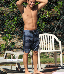Hot Idols: Booboo Stewart 5dca02ceb2b13.jpg