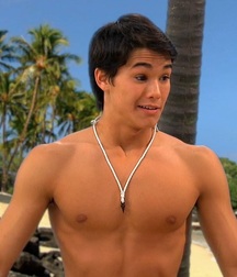 Hot Idols: Booboo Stewart 5dca030132691.jpg