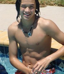Hot Idols: Booboo Stewart 5dca03043b2d5.jpg