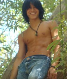 Hot Idols: Booboo Stewart 5dca03071b89d.jpg