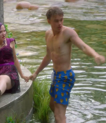 Hot Idols: Mitchell Hope 5dd037ba8870a.png
