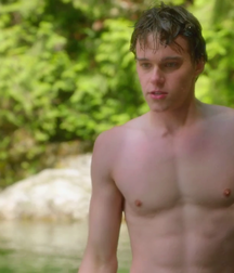 Hot Idols: Mitchell Hope 5dd037e15cc04.png