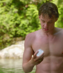 Hot Idols: Mitchell Hope 5dd037fec6338.png