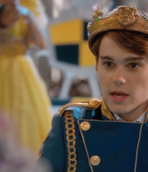 Hot Idols: Mitchell Hope 5dd0386cb1214.png