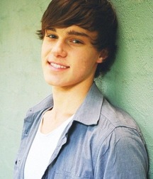 Hot Idols: Mitchell Hope 5dd0388e0cc4d.jpg