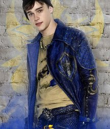 Hot Idols: Mitchell Hope 5dd0389f9ecbf.jpg