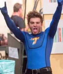 Hot Idols: Jack Griffo 5dd0be113b3e0.jpg