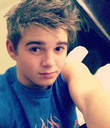Hot Idols: Jack Griffo 5dd0be40511a6.jpg