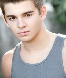 Hot Idols: Jack Griffo 5dd0be459ddbc.jpg