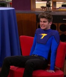 Hot Idols: Jack Griffo 5dd0be7470dcc.jpg