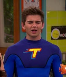 Hot Idols: Jack Griffo 5dd0be760eba0.jpg