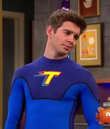 Hot Idols: Jack Griffo 5dd0be77a9cc0.jpg