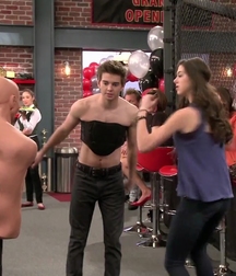 Hot Idols: Jack Griffo 5dd0be9da32b8.jpg