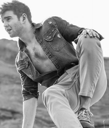 Hot Idols: Jack Griffo 5dd0bec128225.jpg
