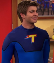 Hot Idols: Jack Griffo 5dd0bed87eb03.jpg