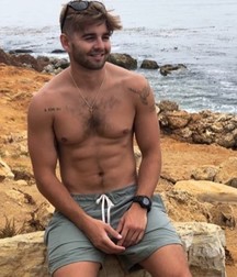 Hot Idols: Jack Griffo 5dd0bf01f088f.jpg