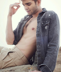 Hot Idols: Jack Griffo 5dd0bf519882c.jpg