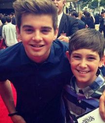 Hot Idols: Jack Griffo 5dd0bfa330d7f.jpg