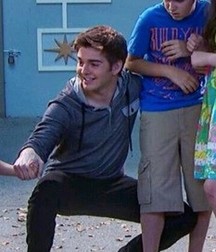 Hot Idols: Jack Griffo 5dd0bfc722554.jpg