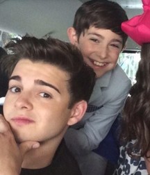 Hot Idols: Jack Griffo 5dd0bfccafe82.jpg