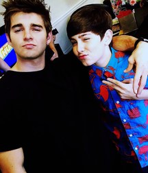 Hot Idols: Jack Griffo 5dd0bfd2b82cf.jpg