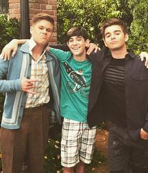 Hot Idols: Jack Griffo 5dd0bfe4ebf80.jpg