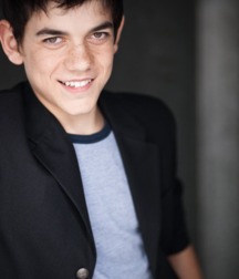 Hot Idols: Cainan Wiebe 5ddcac456ee22.jpg