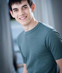 Hot Idols: Cainan Wiebe 5ddcac74d3cf1.jpg