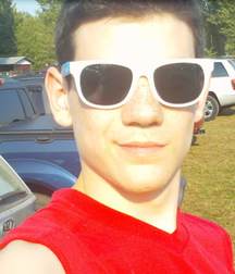 Hot Idols: Cainan Wiebe 5ddcac9036155.jpg