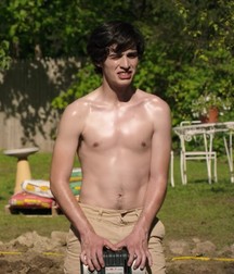 Hot Idols: Joey Bragg 5dec0c43cea06.jpg