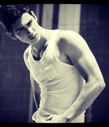 Hot Idols: Alex Speitzer 5dec99e417fd0.jpg