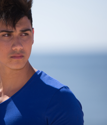 Hot Idols: Alex Speitzer 5dec9a3a75695.png
