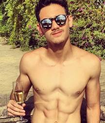 Hot Idols: Alex Speitzer 5dec9a5446571.jpg