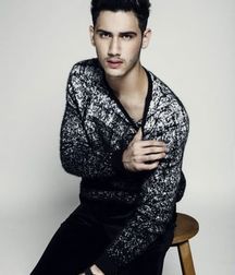 Hot Idols: Alex Speitzer 5dec9a56151a7.jpg