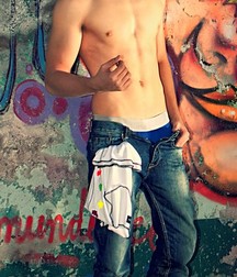 Hot Idols: Alex Speitzer 5dec9a8100fc8.jpg