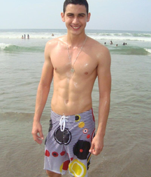 Hot Idols: Alex Speitzer 5dec9acf4c8fc.png