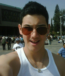 Hot Idols: Alex Speitzer 5dec9bd3c7ce8.jpg
