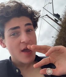 Hot Idols: David Mazouz