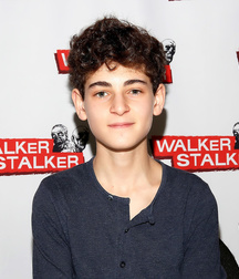 Hot Idols: David Mazouz 5decb6cfc0955.jpg