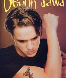 Hot Idols: Devon Sawa 5ded9b050b84f.jpg